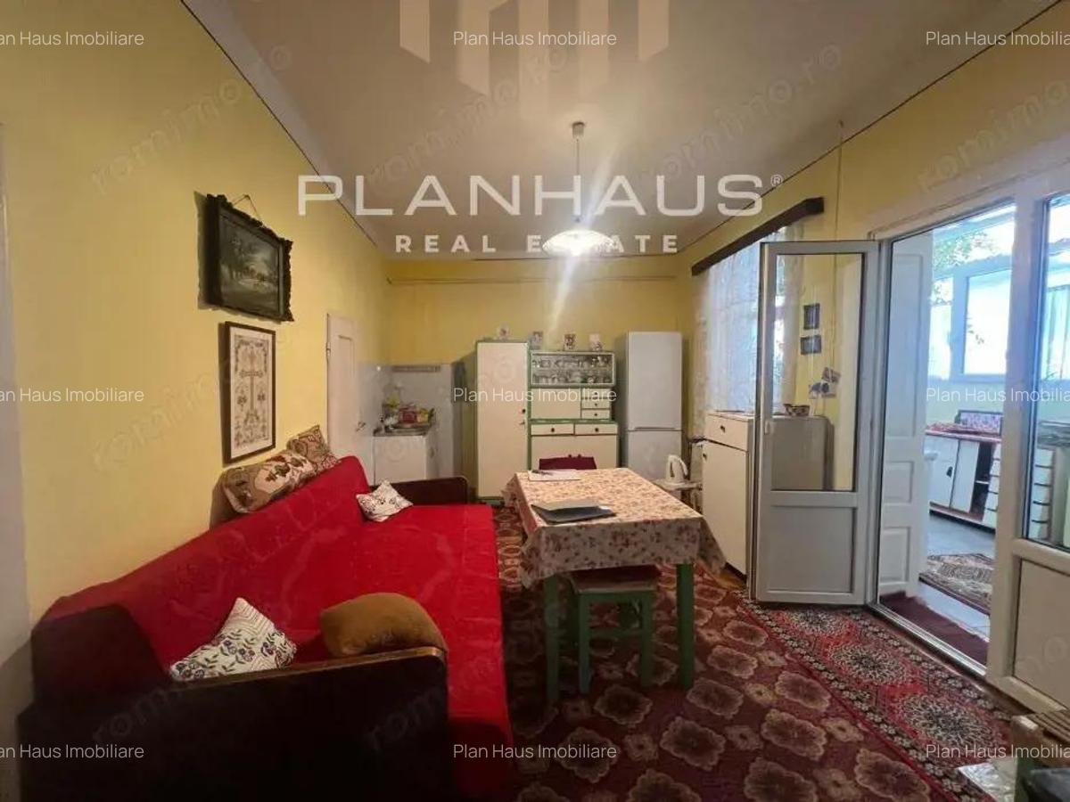 Apartament la casa ,3 camere , Centrul istoric Piata Pacii - 8