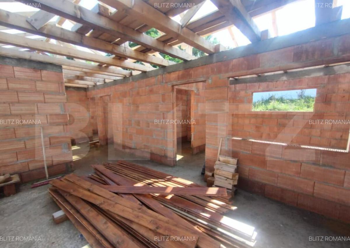 Casa la rosu 100mp,4 camere,750 mp teren extravilan,zona Dea - 4