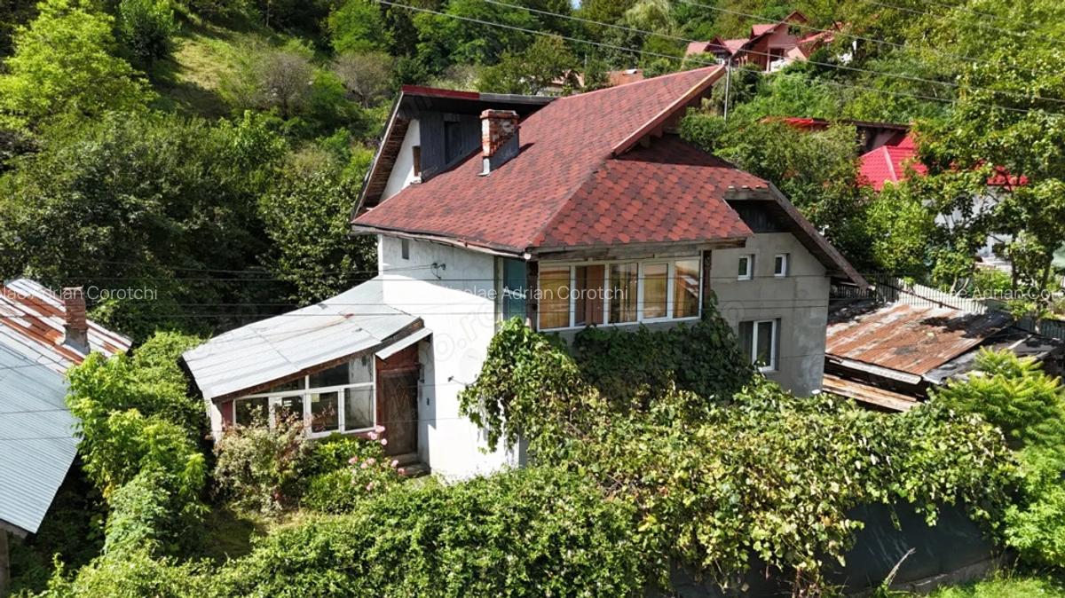 Casa de vanzare zona centrala langa magazinul Penny Brezoi - 8