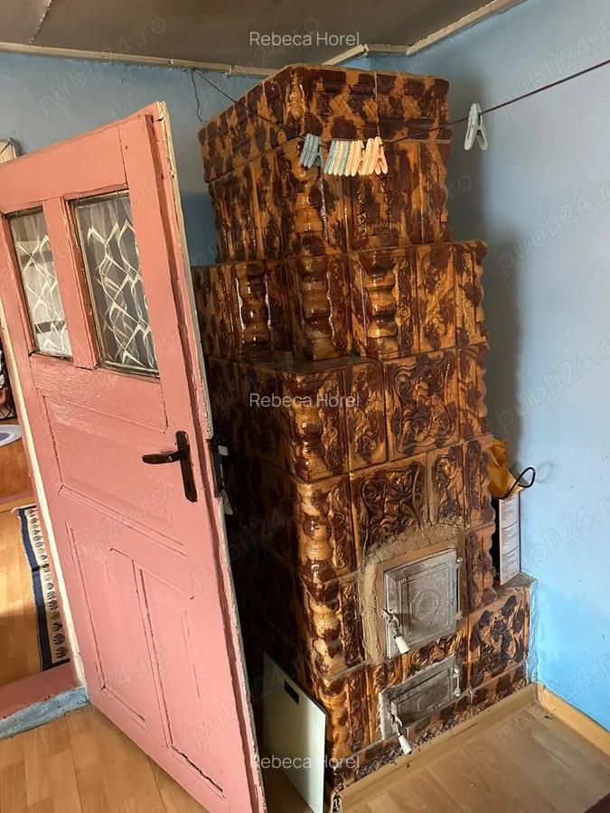 Casa de vanzare + teren in comuna Produlesti - 9