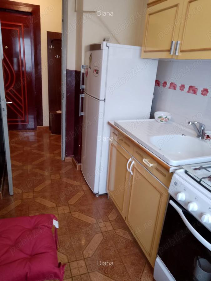 Inchiriez ap 2 camere DECOMANDATE Piata Rahovei - 7