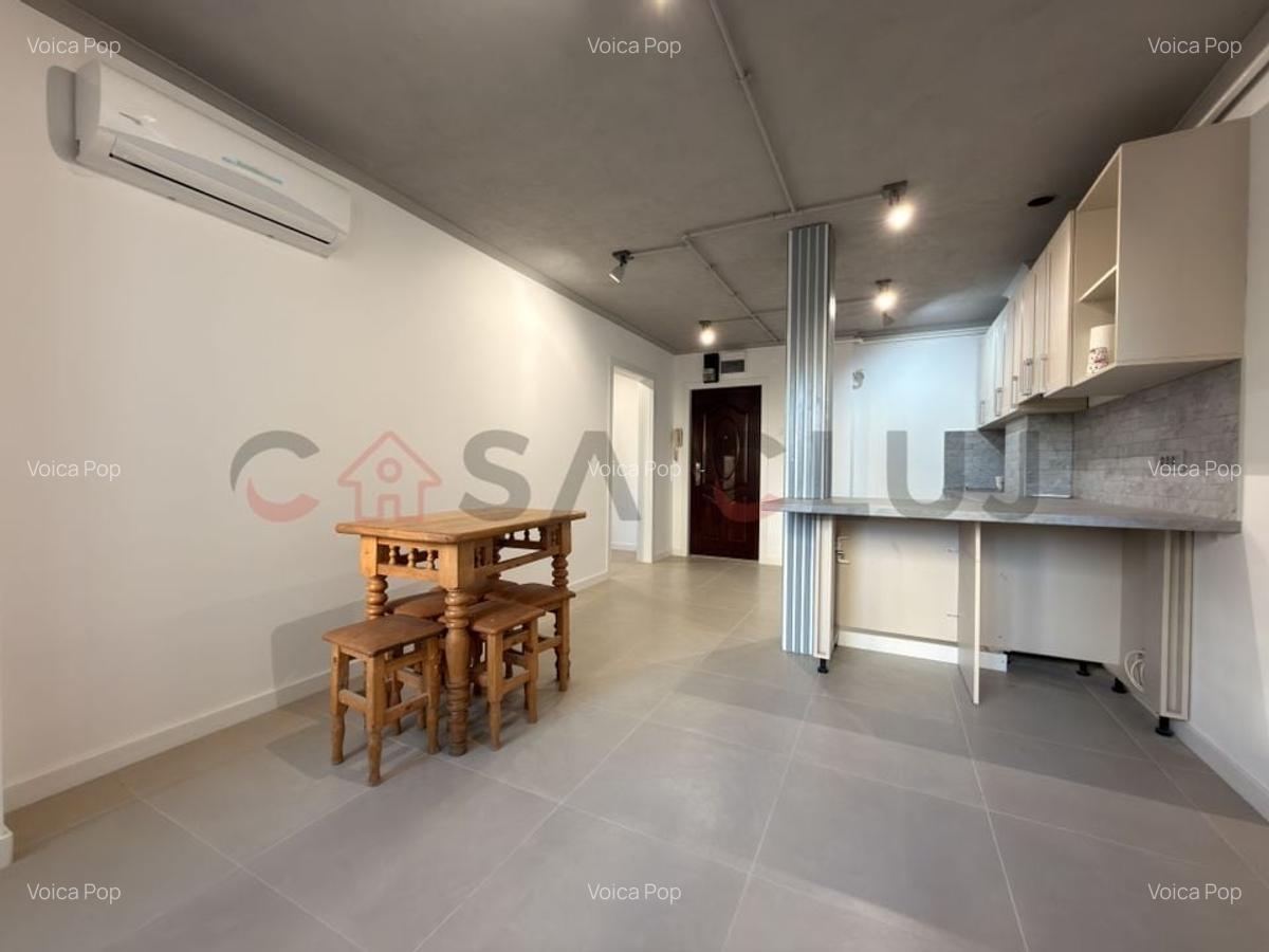 La Cheie, Manastur, Piata Flora!! - 6