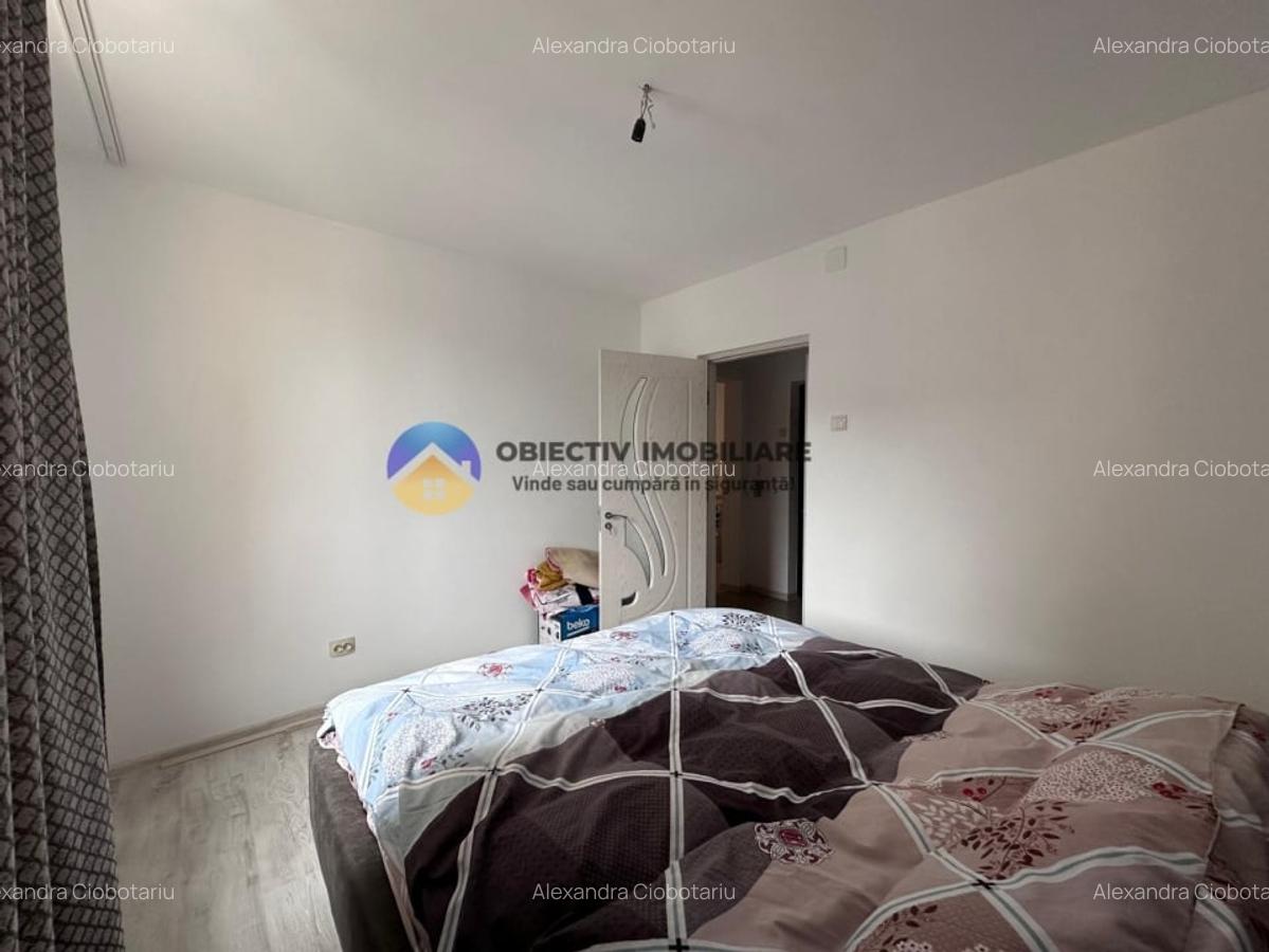 Apartament de inchiriat - 4 camere/ zona Scoala Nr.2 - 8