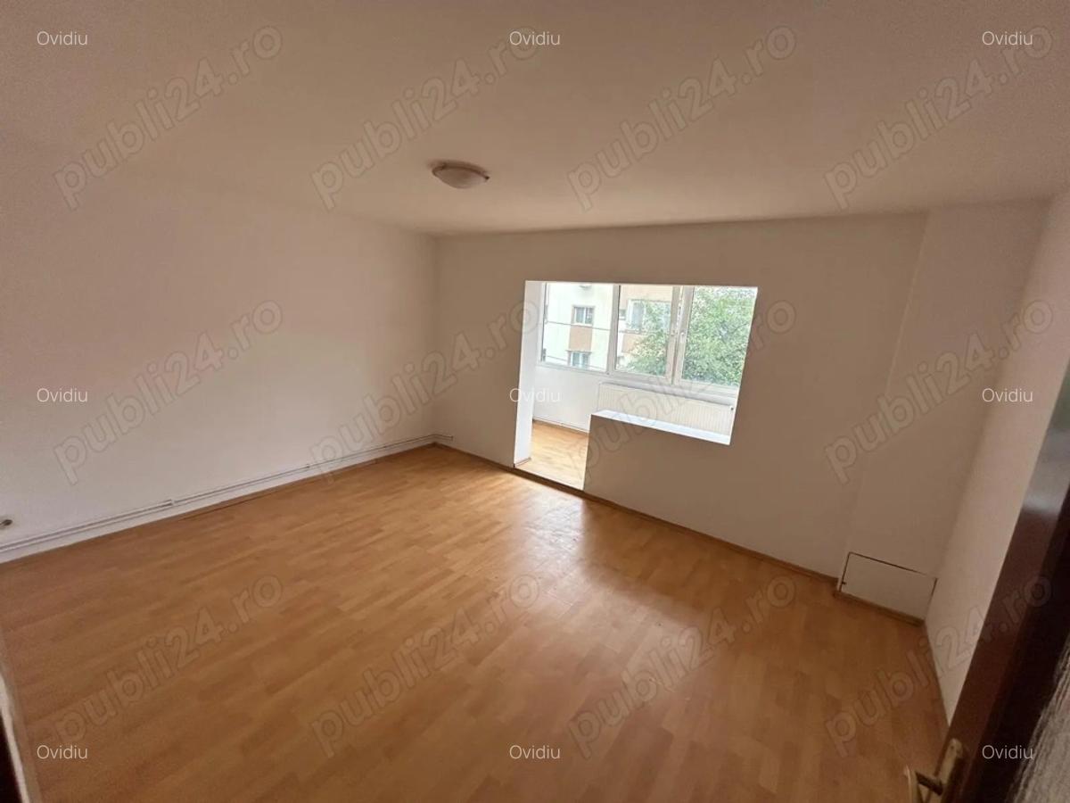 Vanzare apartament cu 1 camera in zona Soarelui - 1