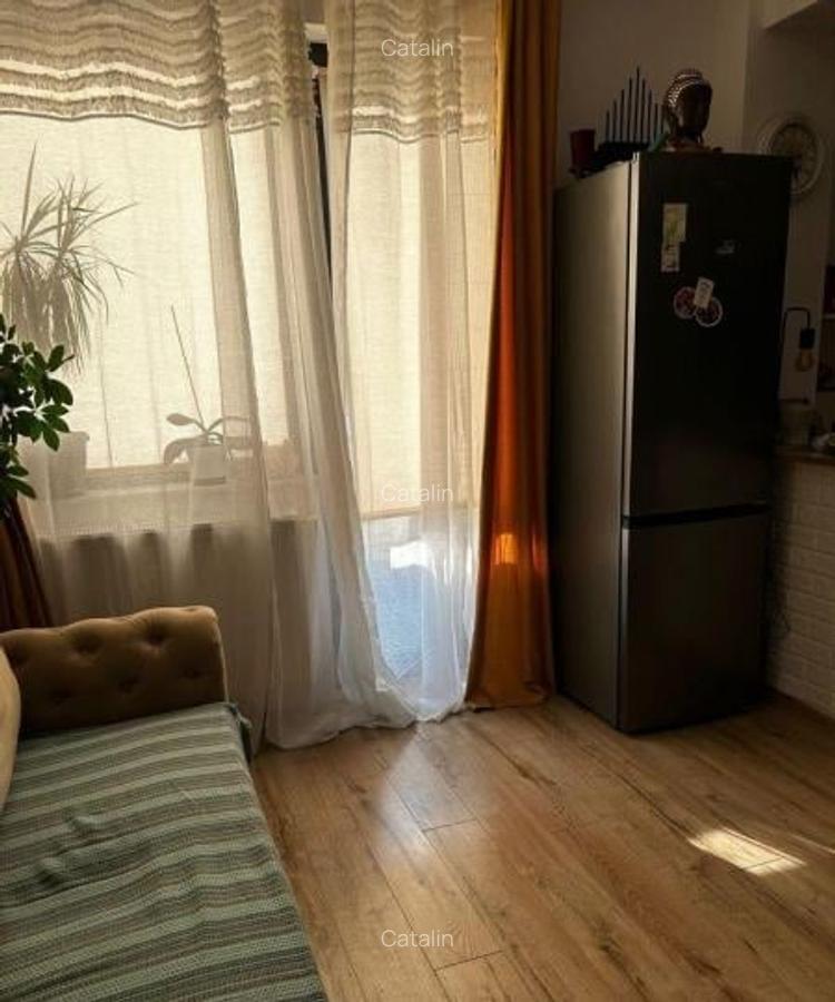 ► Palazu MARE Garsoniera 40m² cu BALCON Mobilata Utilata Centrala pe Gaze LIFT - 2