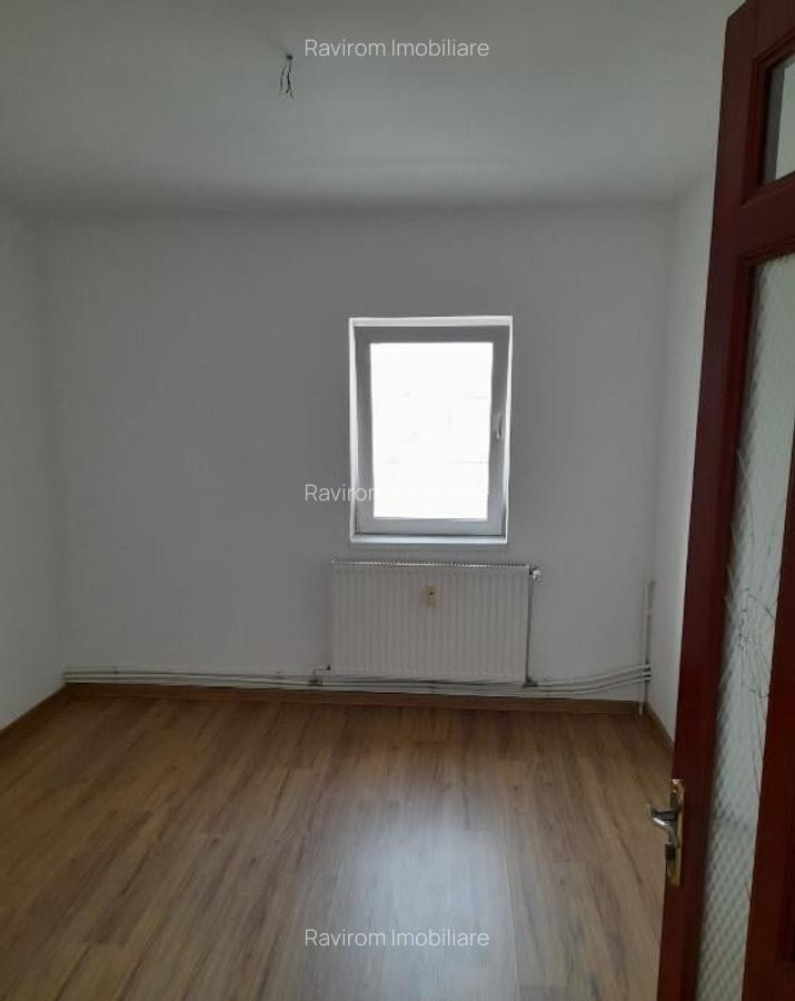 Apartament doua camere deco renovat complet Mioritei, etaj patru liber - 4 Apartament doua camere deco renovat complet Mioritei, etaj patru liber - 4