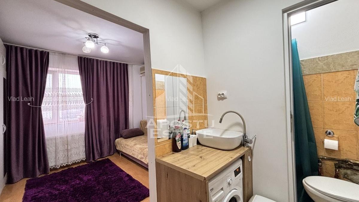 Garsoniera cocheta, mobilata si utilata, etaj intermediar, zona UMT - 6