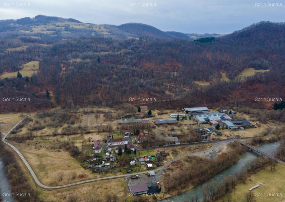 Teren ?i spa?ii industriale, com. Negreni, sat Bucea, jud. - 9