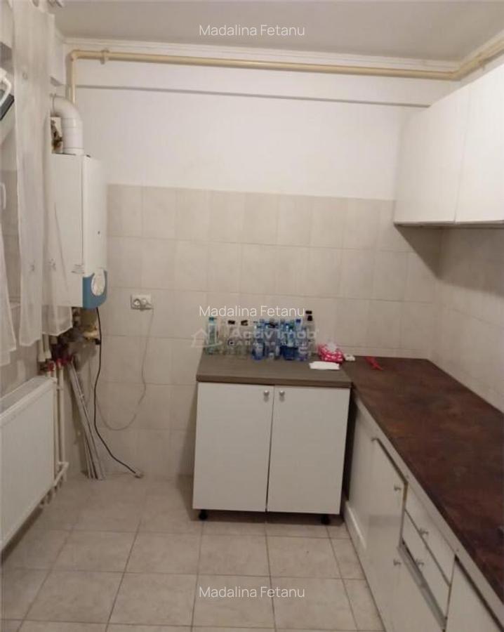 Metrou Aparatorii Patriei - 2 camere - ideal sediu firma - n - 3