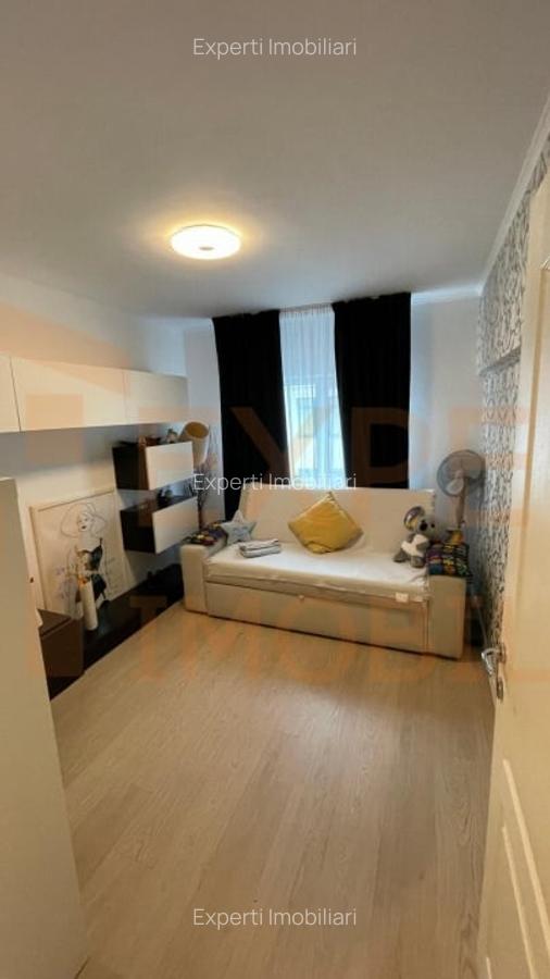 Apartament 3 camere - zona Far Constanta - 9