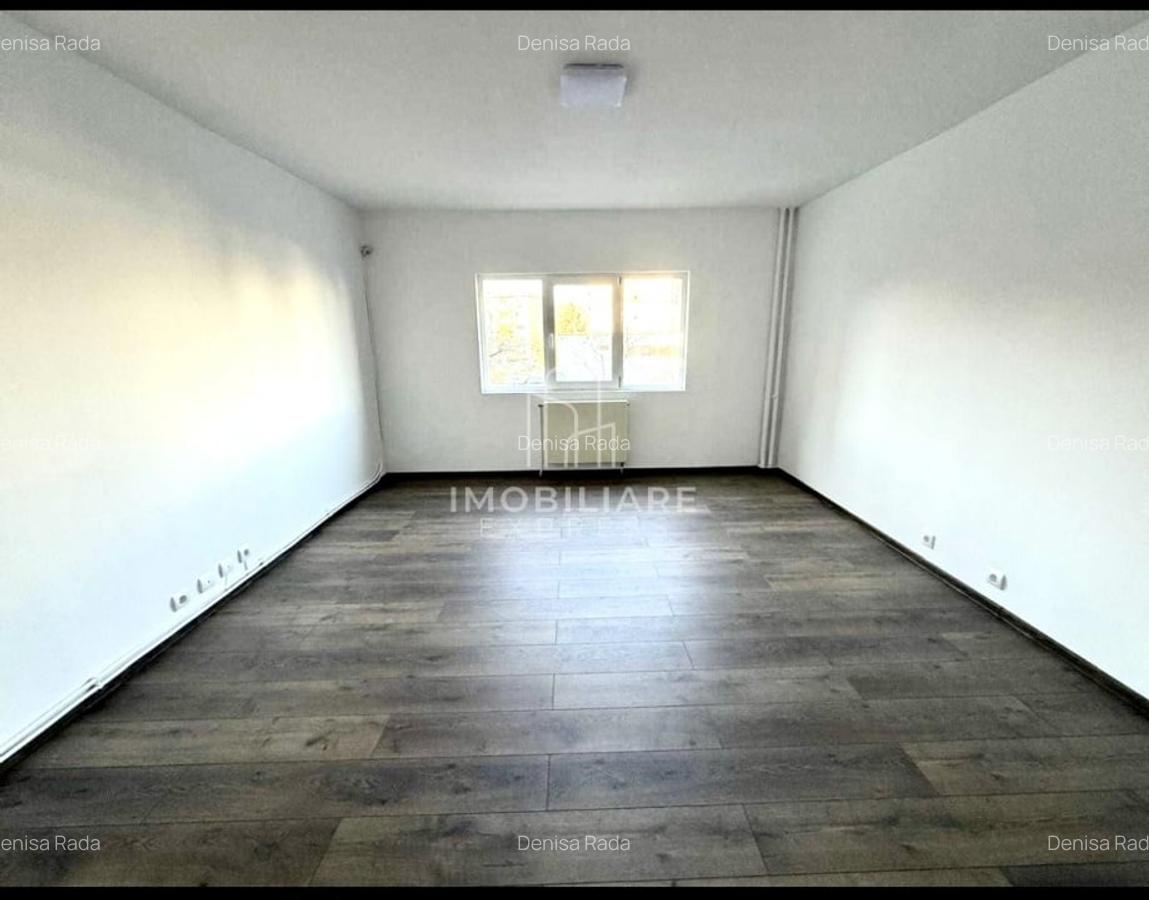 Spatiu comercial In acte , stradal - vizibilitate - 7