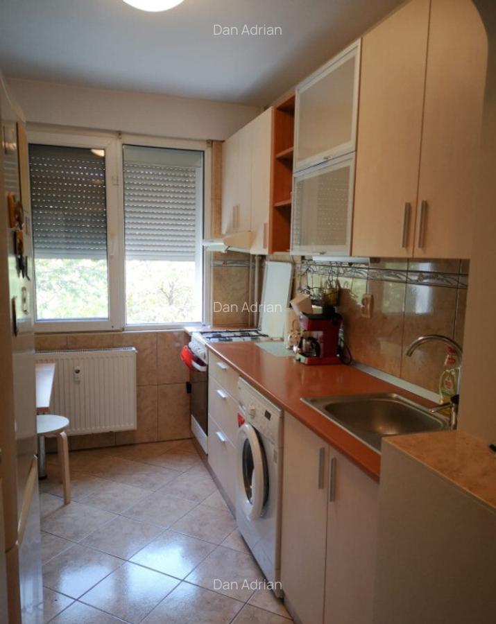 Apartament 2 Camere Renovat | Etaj 1 | Metrou Trapezului la 1 minut - 7