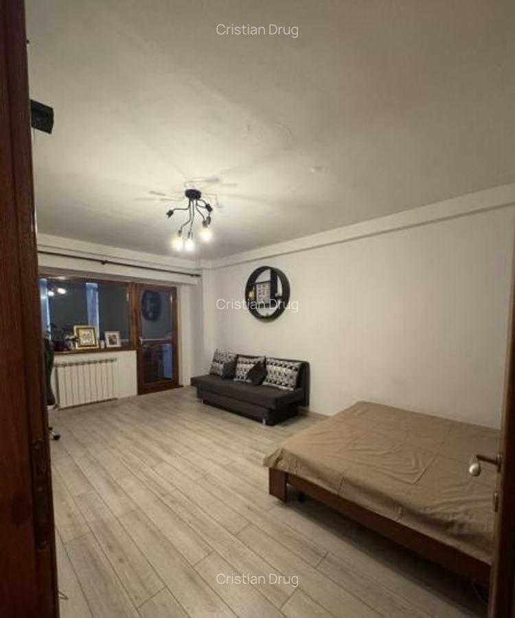 Garsonieră decomandată în Nerva Traian - 2