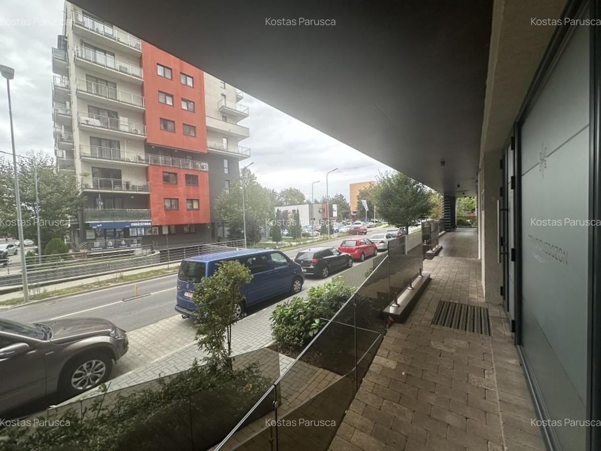 De vânzare Centru Medical Multifuncțional 196 mp zona Coresi - 18 De vânzare Centru Medical Multifuncțional 196 mp zona Coresi - 18