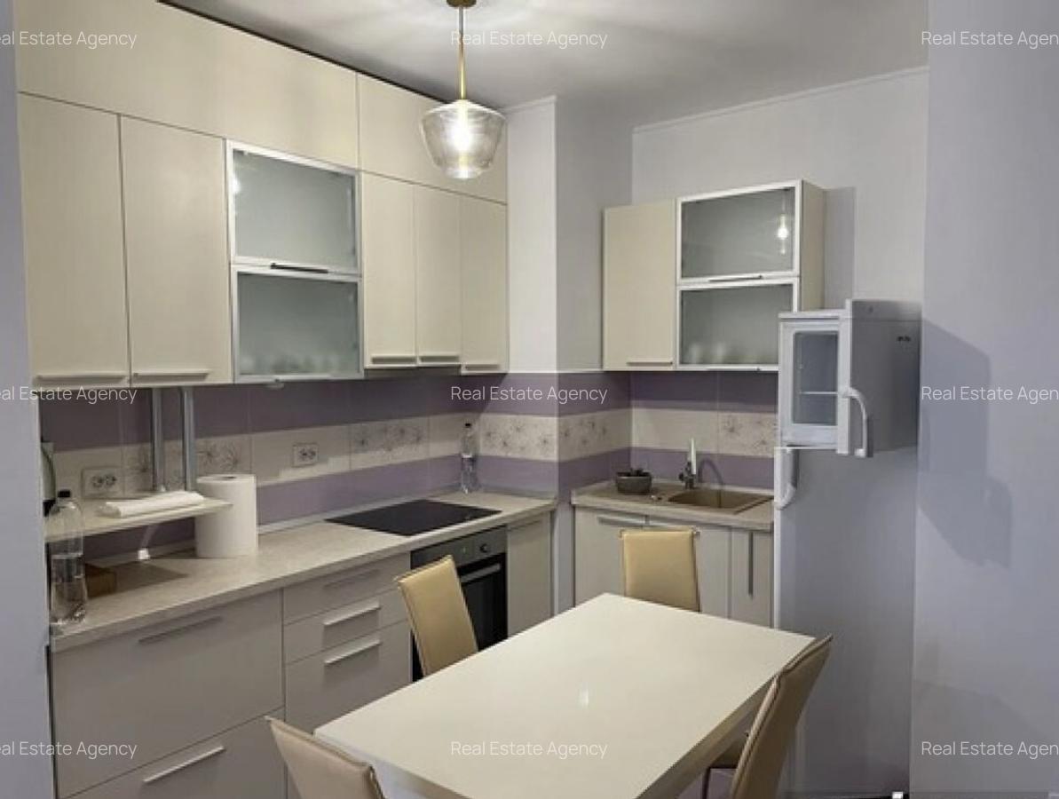 3 camere in zona Girocului - 3