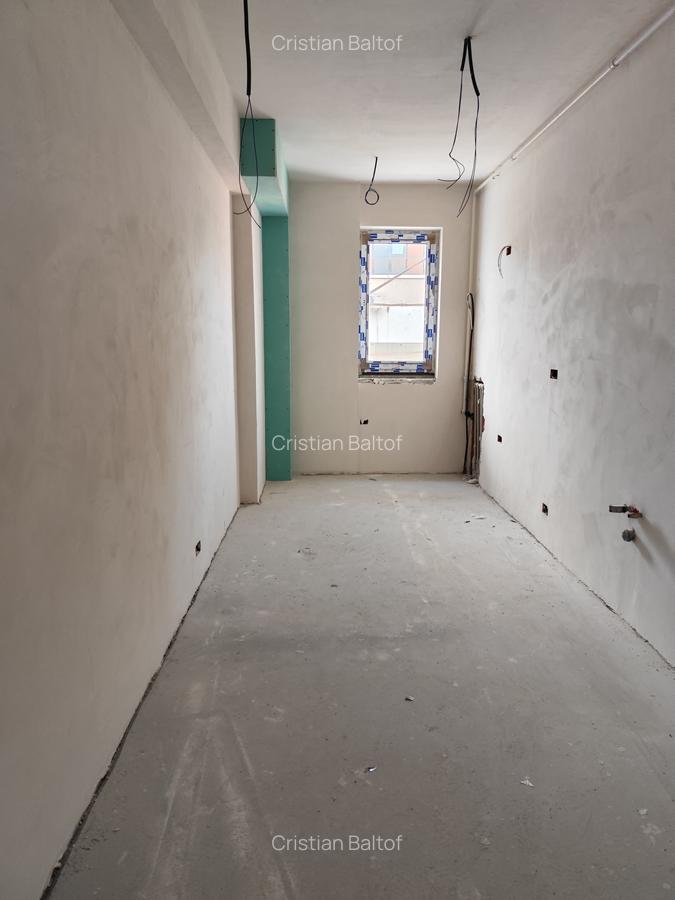 Apartament cu 3 camere semidecomandat în Băneasa - 3