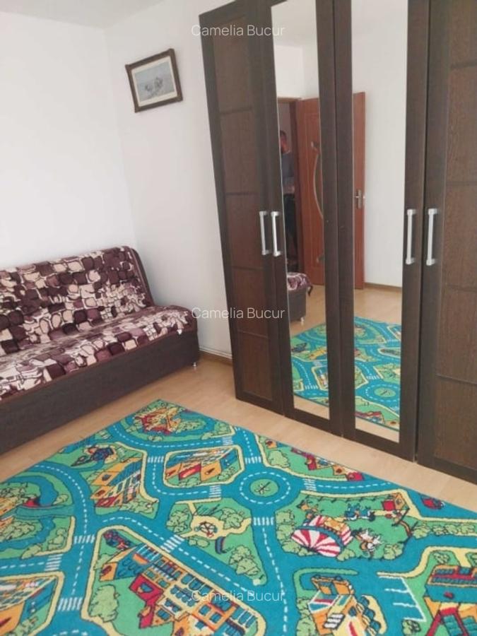 Apartament cu 3 camere decomandat în Păcurari - 2