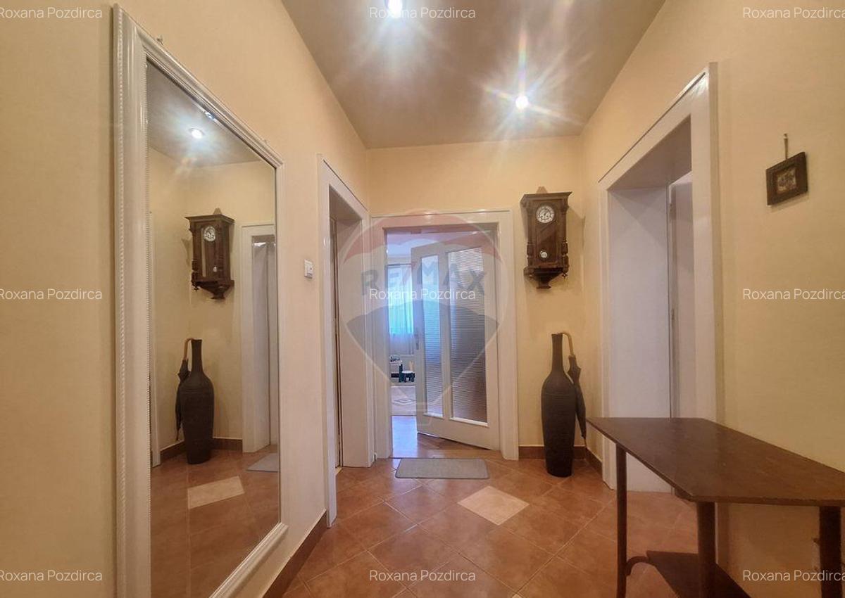 Vila moderna cu gradina frumoasa, in zona Trei Stejari - 3