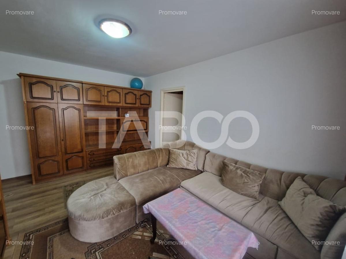 Apartament 2 camere etaj intermediar 1 langa scola in cartier Terezian - 1
