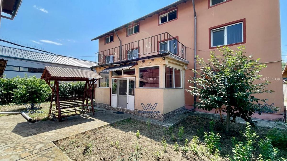 DE VANZARE - Casa in Bascov - 2