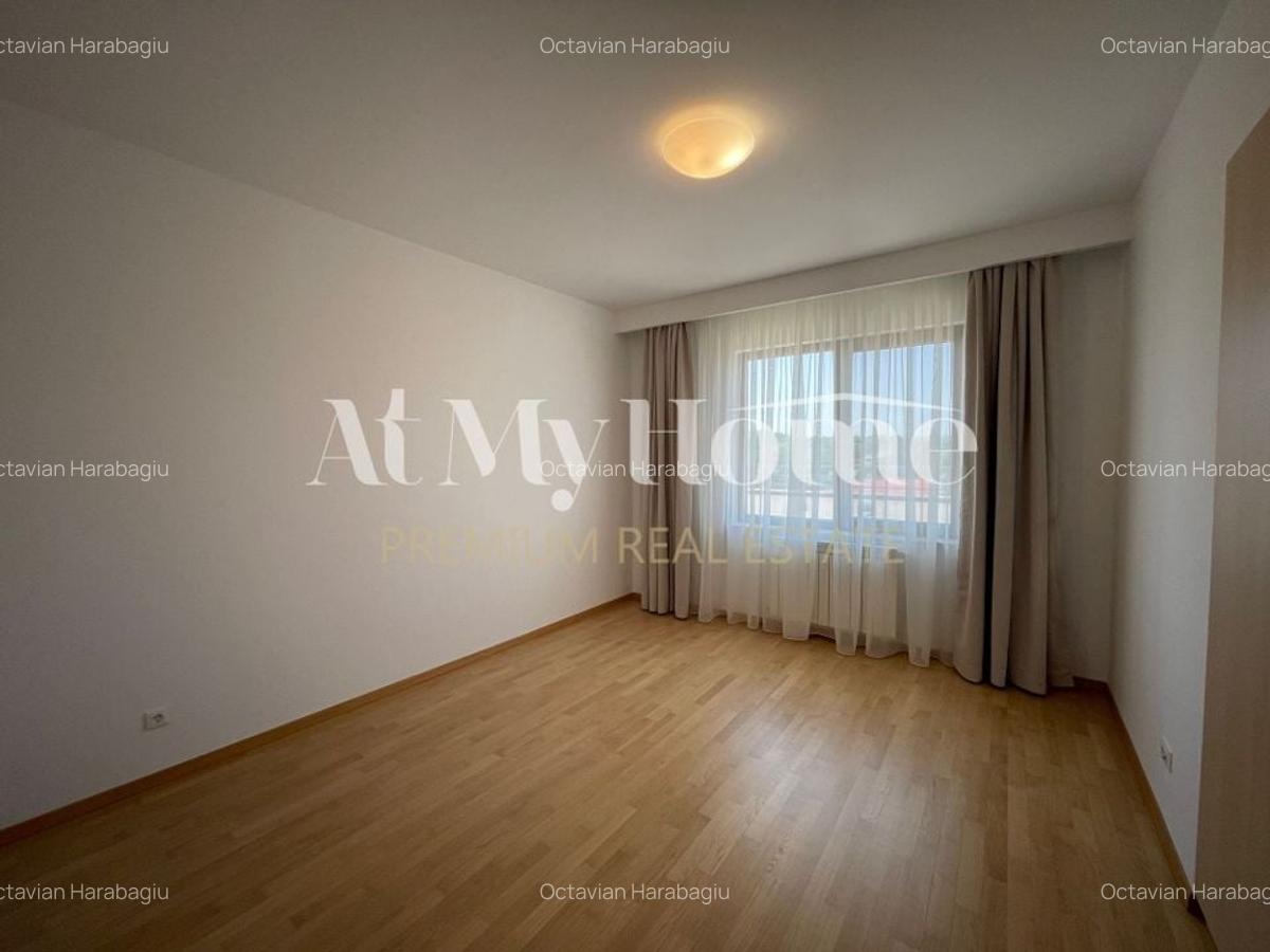 Penthouse superb, spatios cu 5 camere, mobilat partial, 3 parcari, terasa 157mp - 12