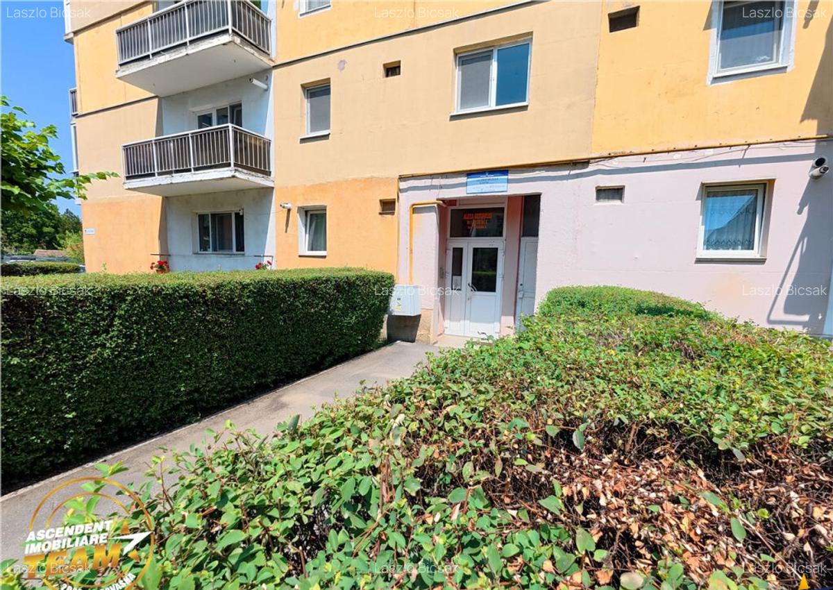 Apartament 2 camere, spatios, etaj1, zona Centrala, Sfantu G - 2