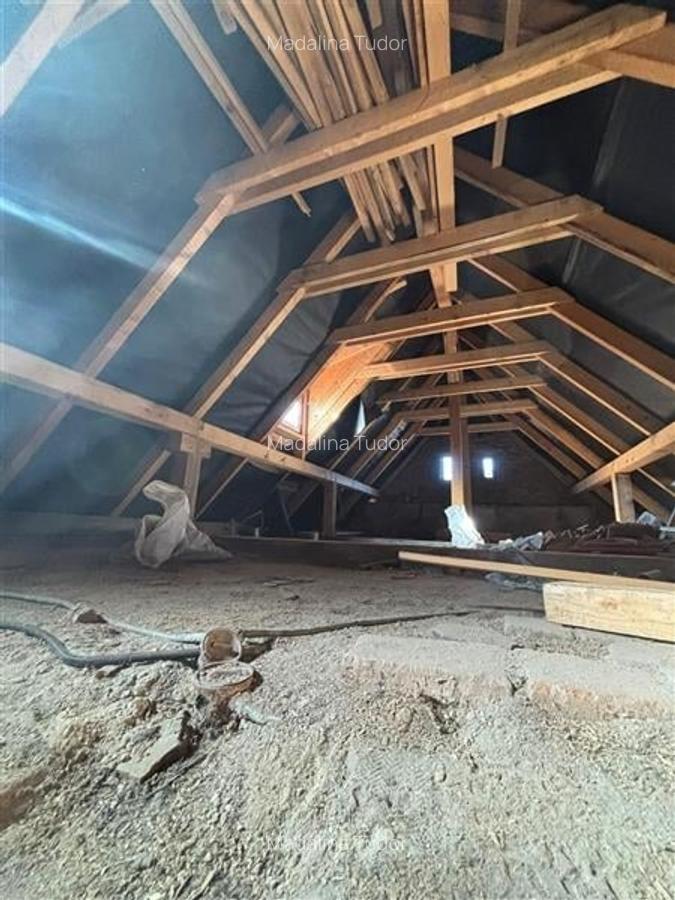 Casa de vanzare pretabila spatiu comercial / birouri,  2 camere, boxa si pod ren - 10