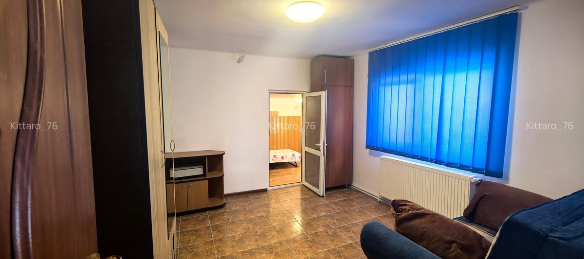 Casa Breaza , situata in zona de deal ,in mijlocul naturii ,spectacol de lumini - 10