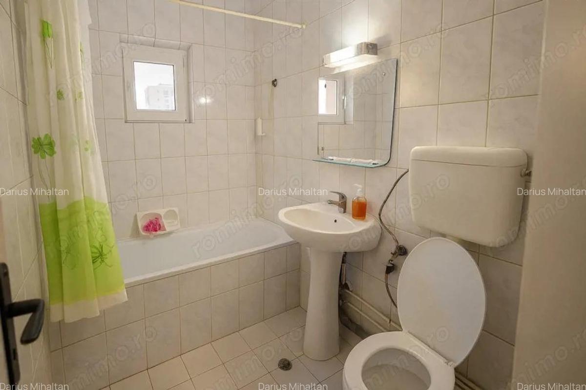 Apartament 3 camere decomandate zona Vasile Aaron Sibiu - 6