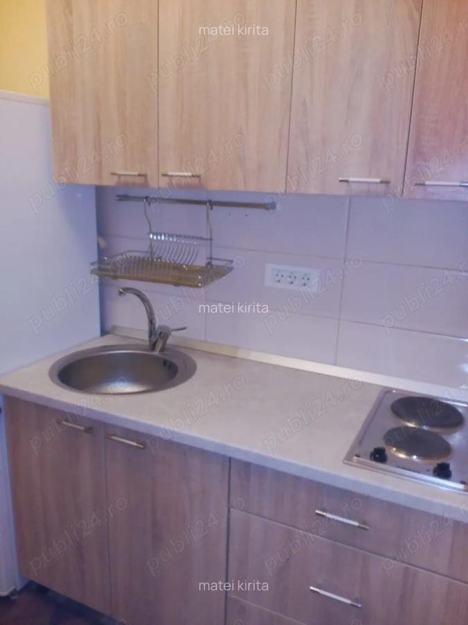 Proprietar Inchiriez Garsoniera Zona Lipovei - 4