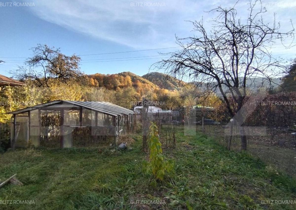 Varfuri Vila S+P+E+M, 7 camere, 2 bai, 127 mp utili - 31