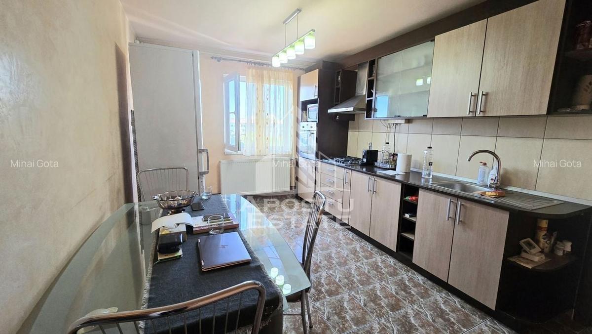 Apartament cu 3 camere, centrala proprie, zona Girocului - 4