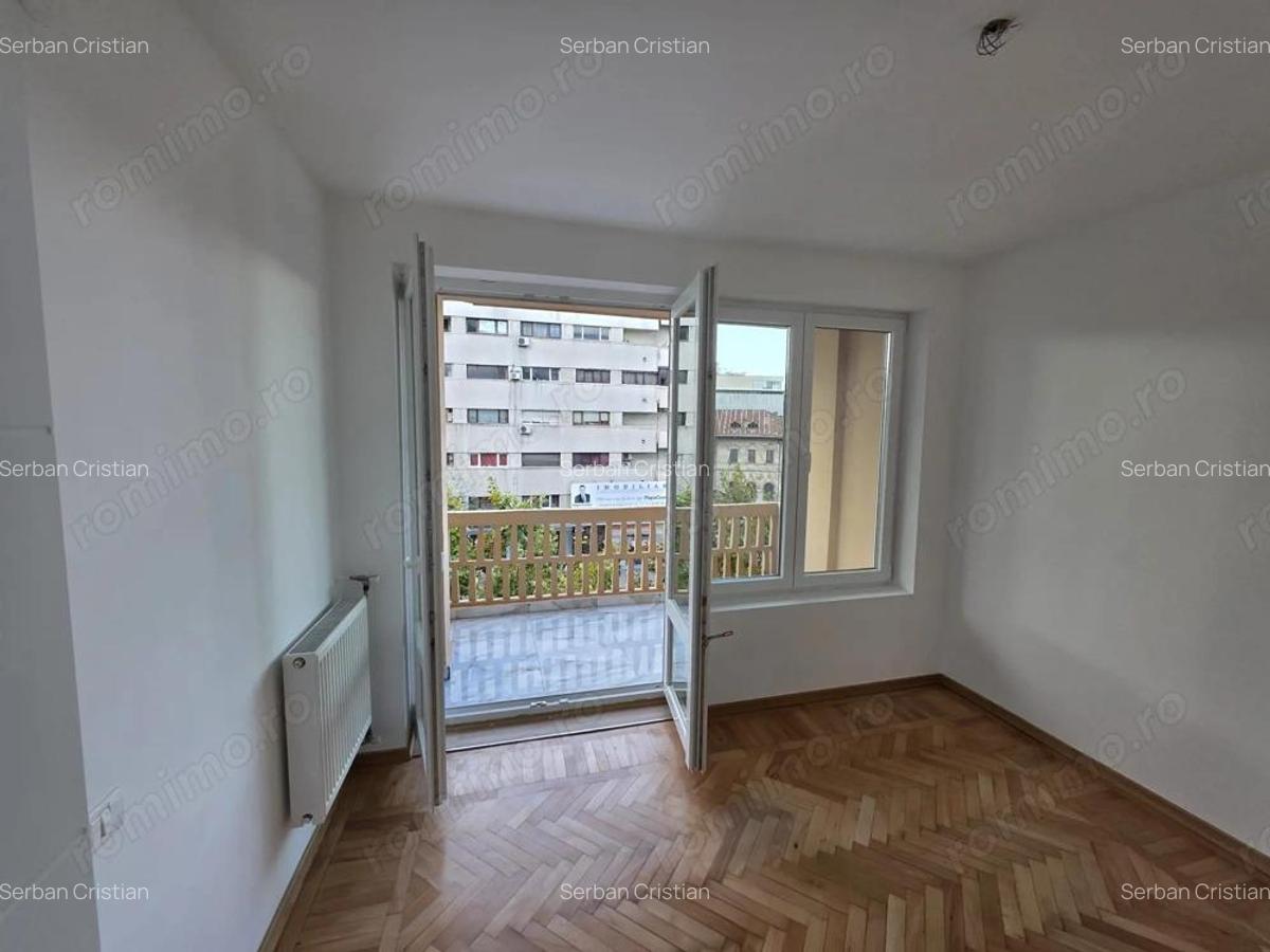 Romana Coloane apartament 3 camere de vanzare - 12