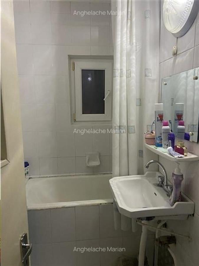 Apartament trei camere , zona Cartier Sud , 55 mp , curat - 10
