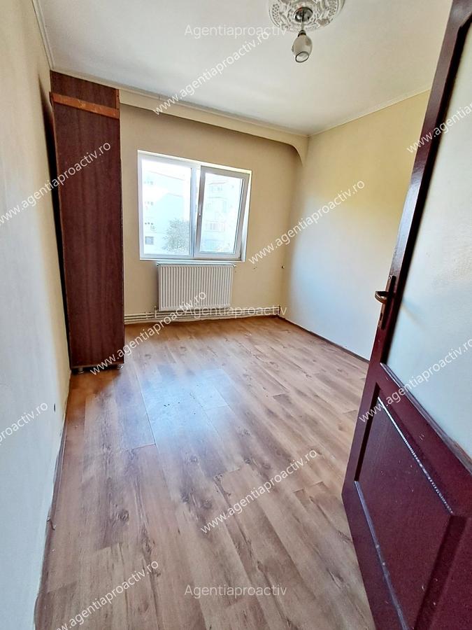Apartament 3 camere, IC Frimu, etaj 2, centrala termica! - 3 Apartament 3 camere, IC Frimu, etaj 2, centrala termica! - 3