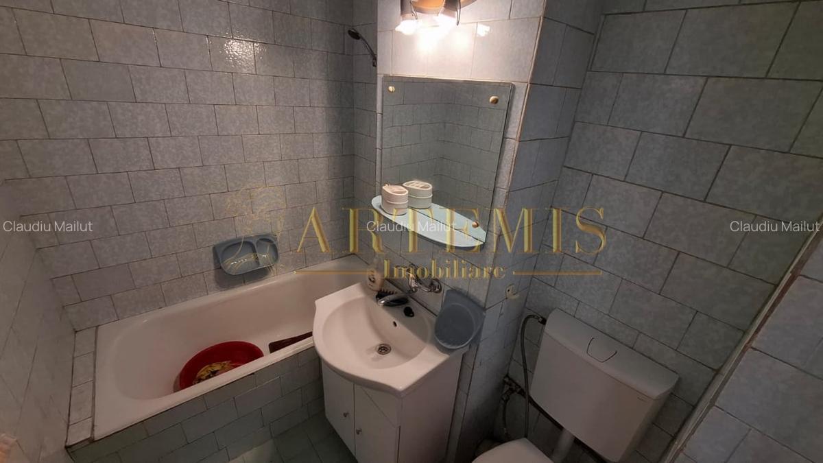 Apartament de 2 camere, 50mp., zona Decebal - 6