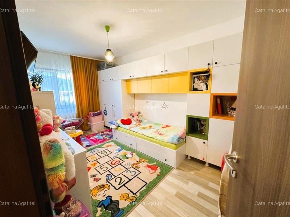 Apartament 3 camere, decomandat, etaj 2 din 3.Cartier Florilor Ghimbav - 3