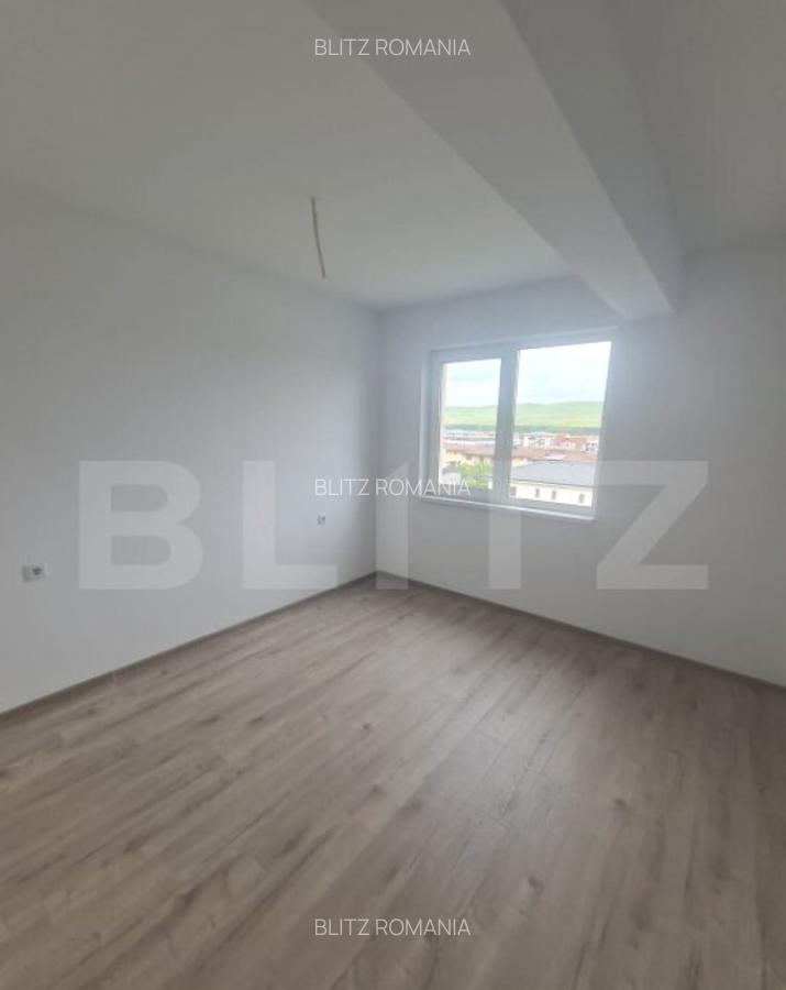 Apartament finisat, finisaje noi, semidecomandat, 2 camere - 5