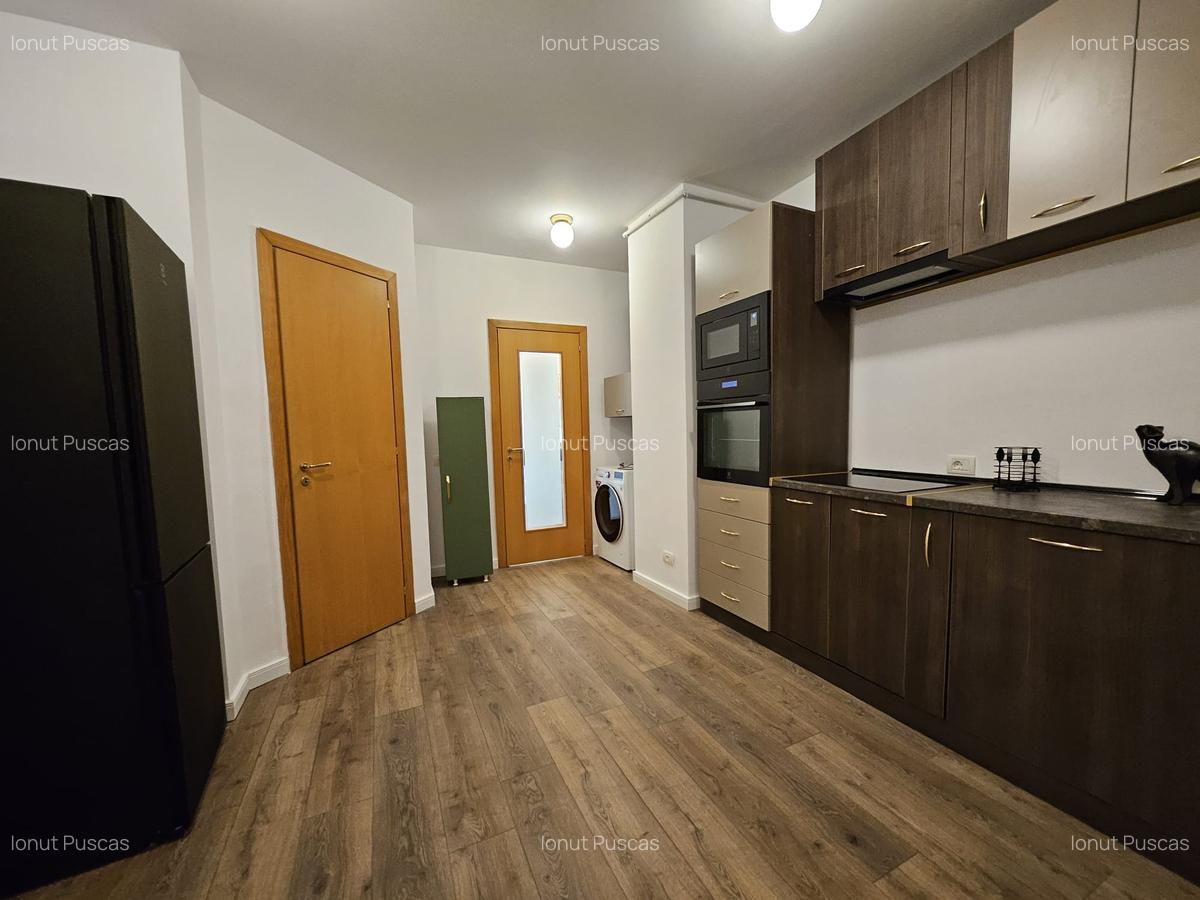 Apartament cu 4 camere decomandat, mobilat în Aviatorilor - 12