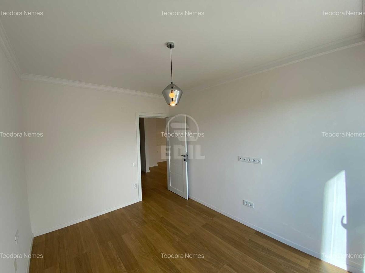Apartament de 2 camere semidecomandat, zona centrala, Floresti - 4
