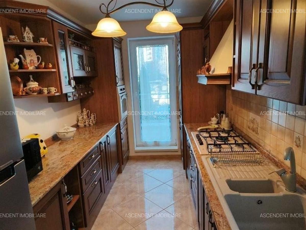 Apartament cu 4 camere decomandat în Bartolomeu - 4