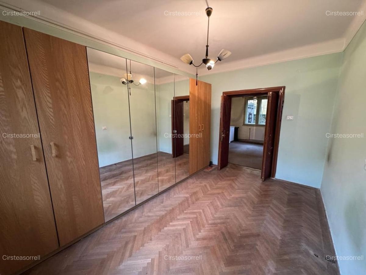 De vanzare AP 3 camere | 121 MP | Garaj | D P | Casin | Domenii - 8