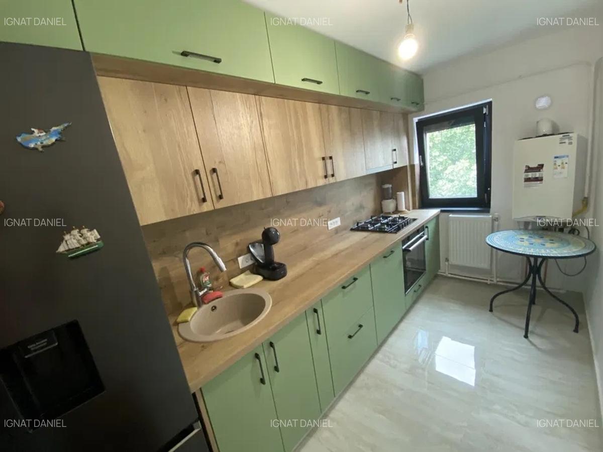 Apartament cu 2 camere decomandat, zona CUG - 3