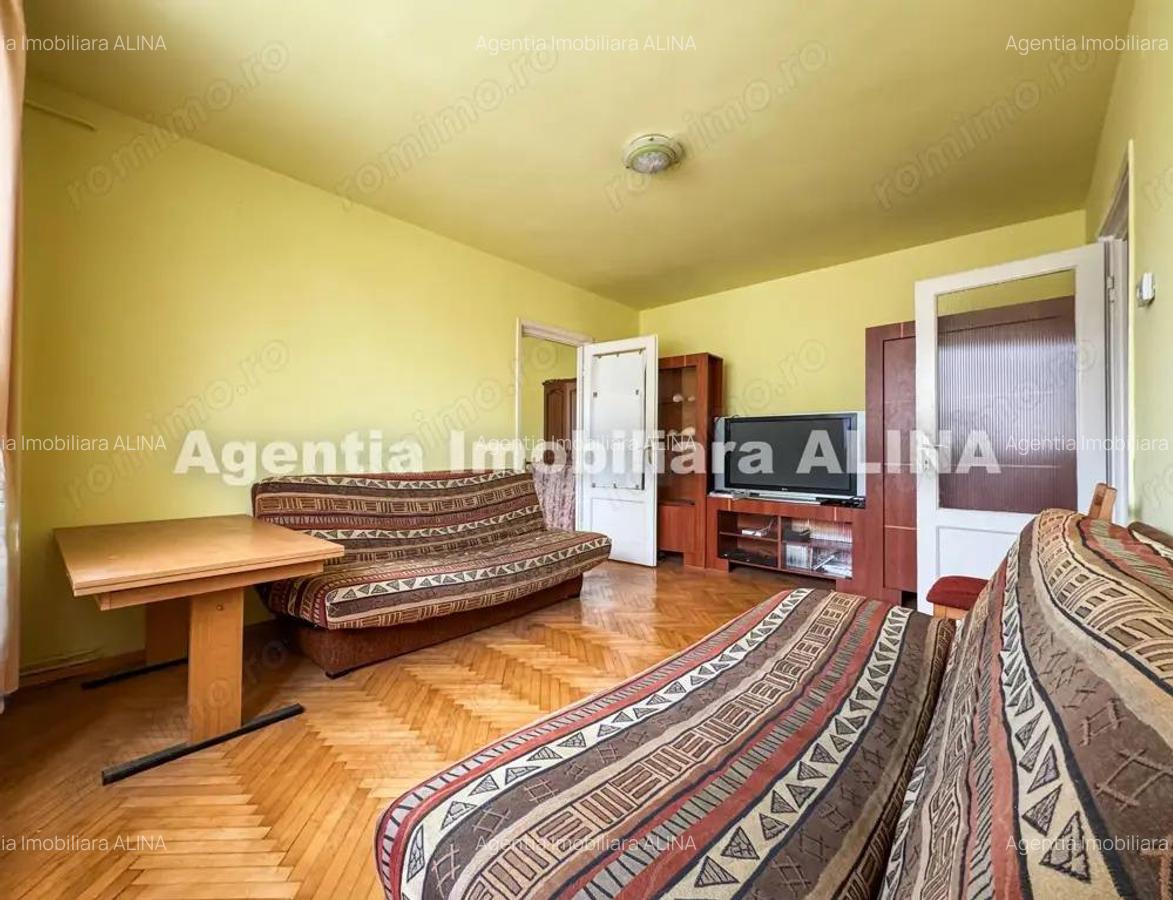 Ap. 2 camere in Deva, zona Iuliu Maniu, suprafata utila 45 mp, semidecomandat, etaj 3 - 18