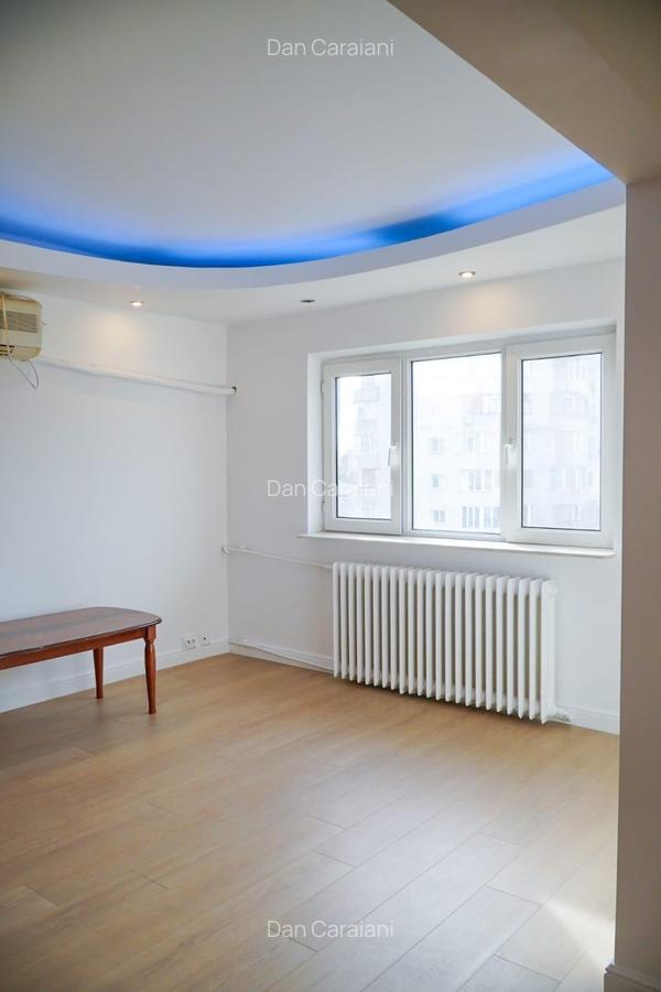 Vând duplex etajul 4 și 5 zona Trocadero - 2