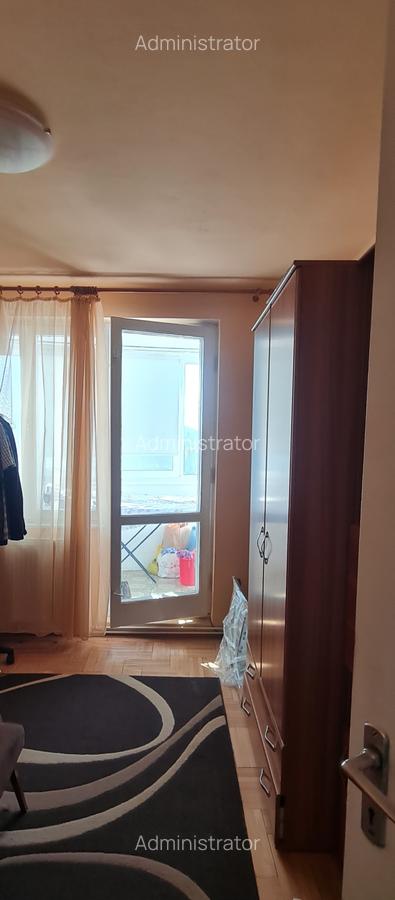 Apartament cu 3 camere circular în Vlahuță - 2