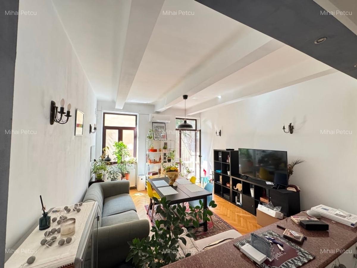 Apt 3 camere, 94 mp, etaj 1 –  tavan înalt, curte proprie, la 5 minute de metrou - 1