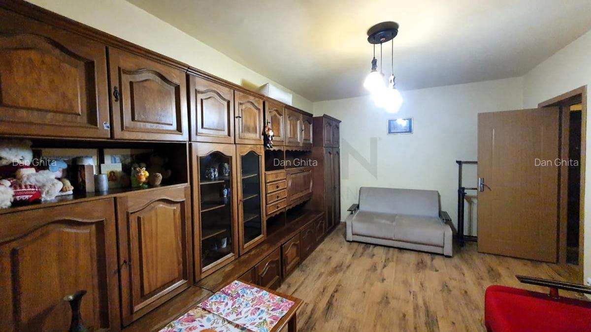 Apartament cu 3 camere decomandat în Sălaj - 1