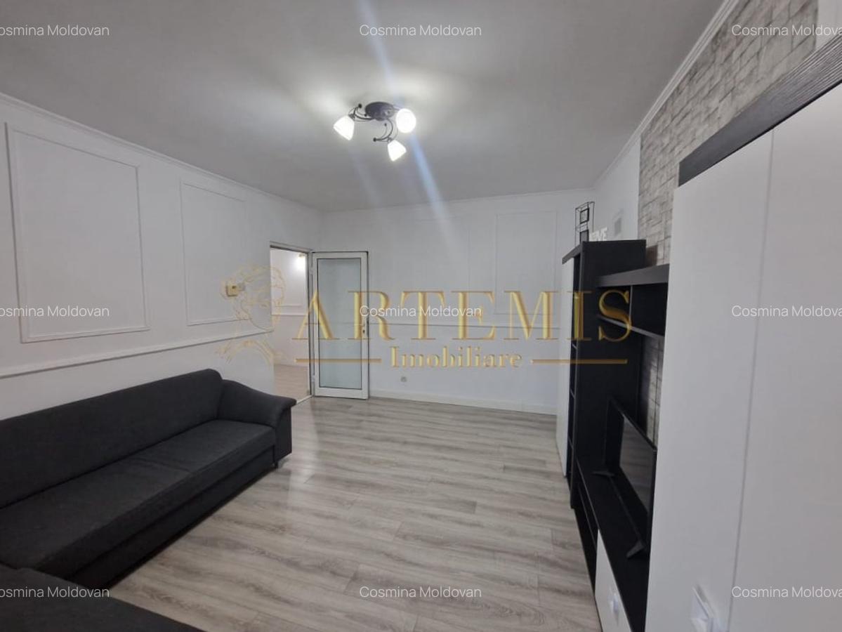 Apartament de 2  camere, decomandat,56 mp., zona Independentei. - 3