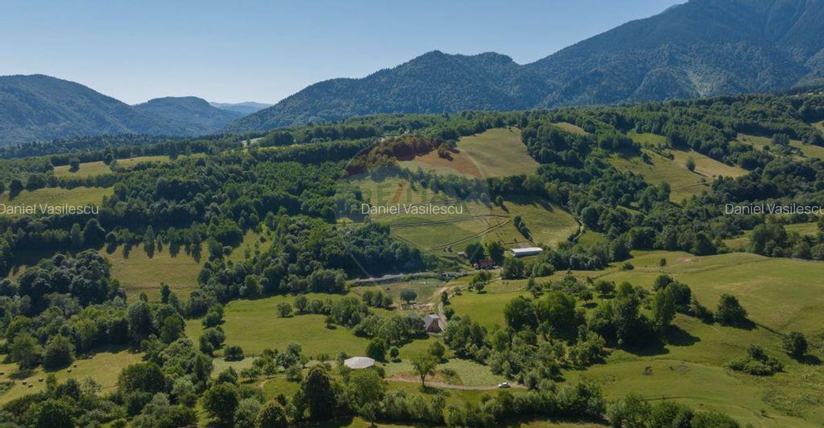 Teren cu utilitati, 5,495mp Bran - Strada Muchia hotarului - 23